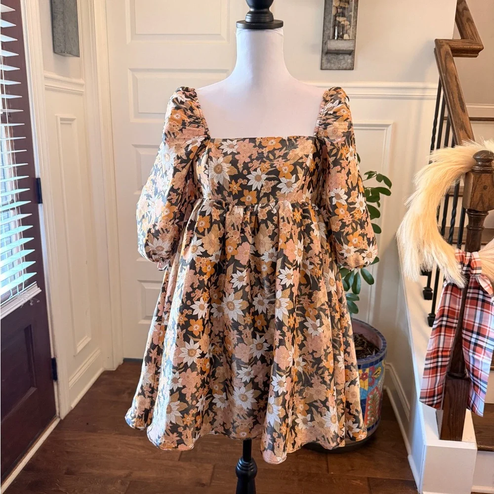 Storia NWOT Warm Multi-Color Floral Baby Doll Mini Dress - Picture 2 of 6